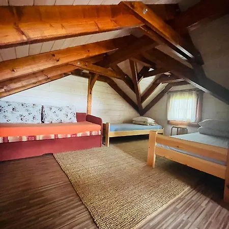 Zrubovy Domcek Zvoncek