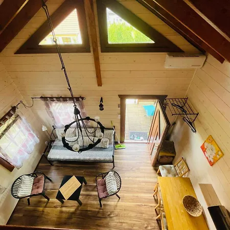 Zrubovy Domcek Zvoncek * Podhájska