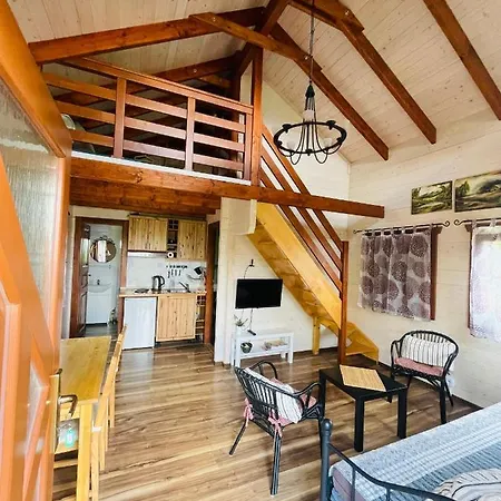 Zrubovy Domcek Zvoncek