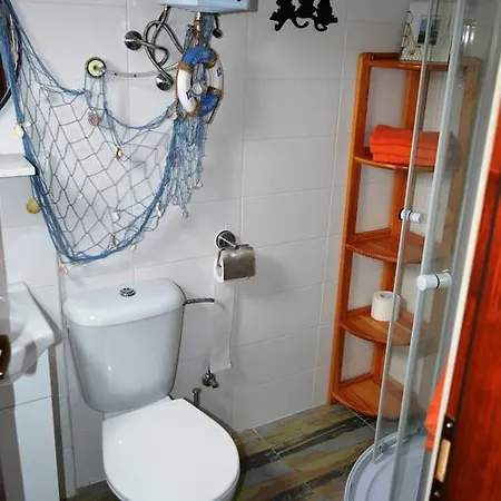 Zrubovy Domcek Zvoncek * Podhájska